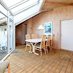 8 Person In Fjerritslev-by Traum