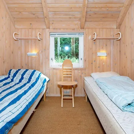 8 Person In Fjerritslev-by Traum