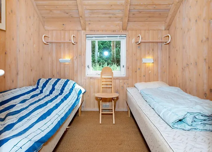 8 Person In Fjerritslev-by Traum